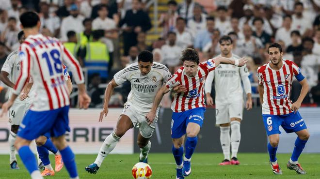 皇马球员对抗马竞，西超杯半决赛