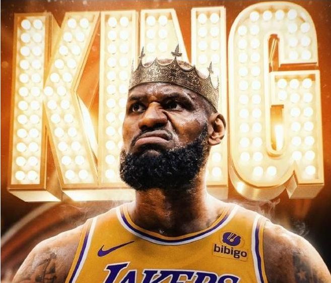 詹姆斯43000分里程碑王者形象海报