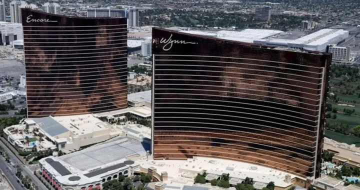 拉斯维加斯永利酒店双塔建筑航拍画面与度假村主题