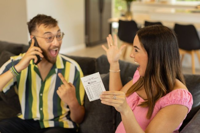 australia-lottery-winning-couple-ticket-celebration