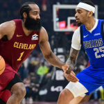 哈登面对独行侠球员防守