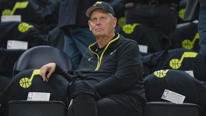 安吉现场观战爵士比赛推进重建计划