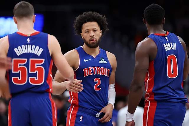 底特律活塞核心阵容季后赛竞争画面