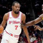 杜兰特持球突破勇士格林防守瞬间