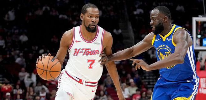 杜兰特持球突破勇士格林防守瞬间