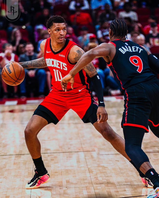 小贾巴里史密斯持球进攻画面