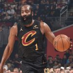 詹姆斯哈登骑士主场比赛持球进攻