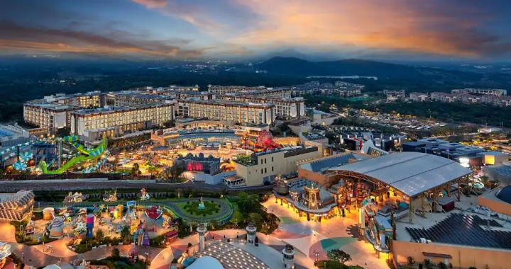 济州神话世界综合度假村夜景及娱乐设施全景图