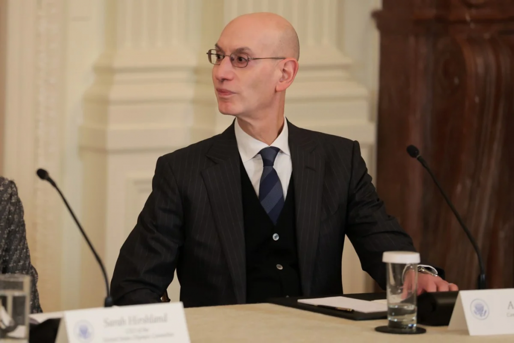 NBA总裁出席会议讨论联盟扩军与新球队计划场景