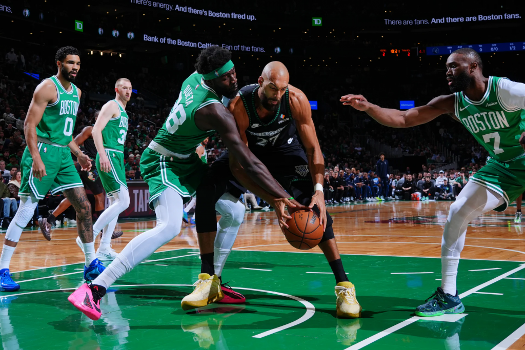 森林狼内线对抗凯尔特人防守