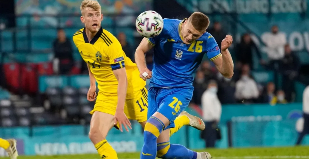 乌克兰vs瑞典比赛现场对抗画面