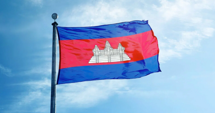 柬埔寨国旗画面对应柬埔寨赌场调查新闻