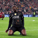 登贝莱跪地庆祝巴黎客场进球