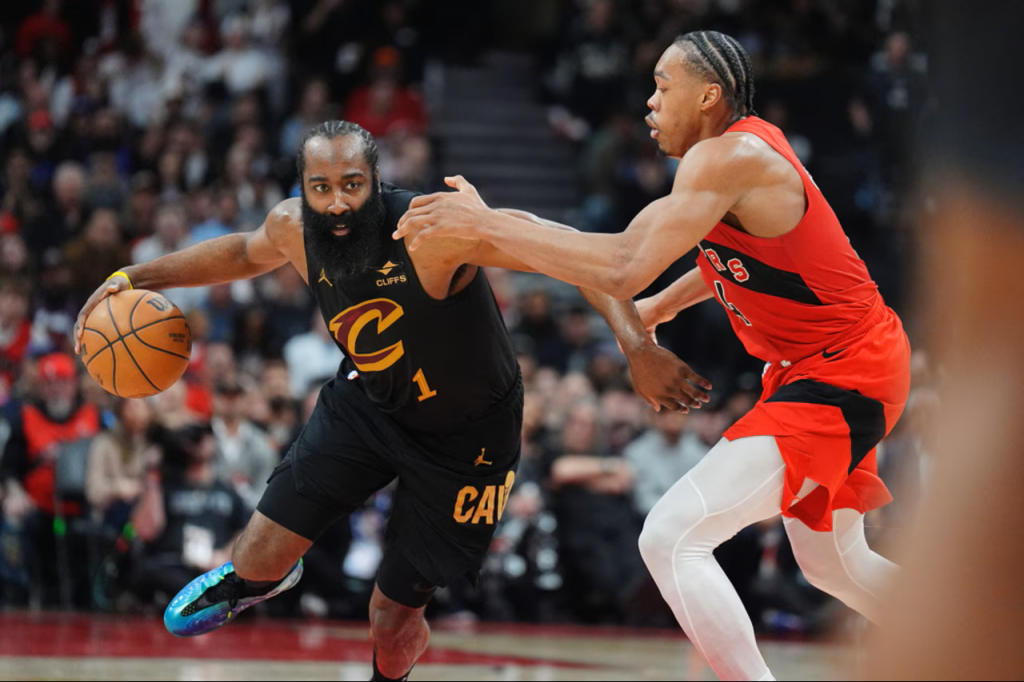 哈登持球突破猛龙防守