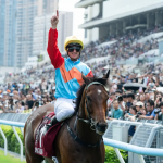 香港赛马会嘉应高升赛后庆祝