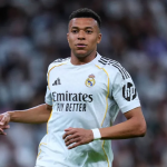 姆巴佩皇马赛前照片