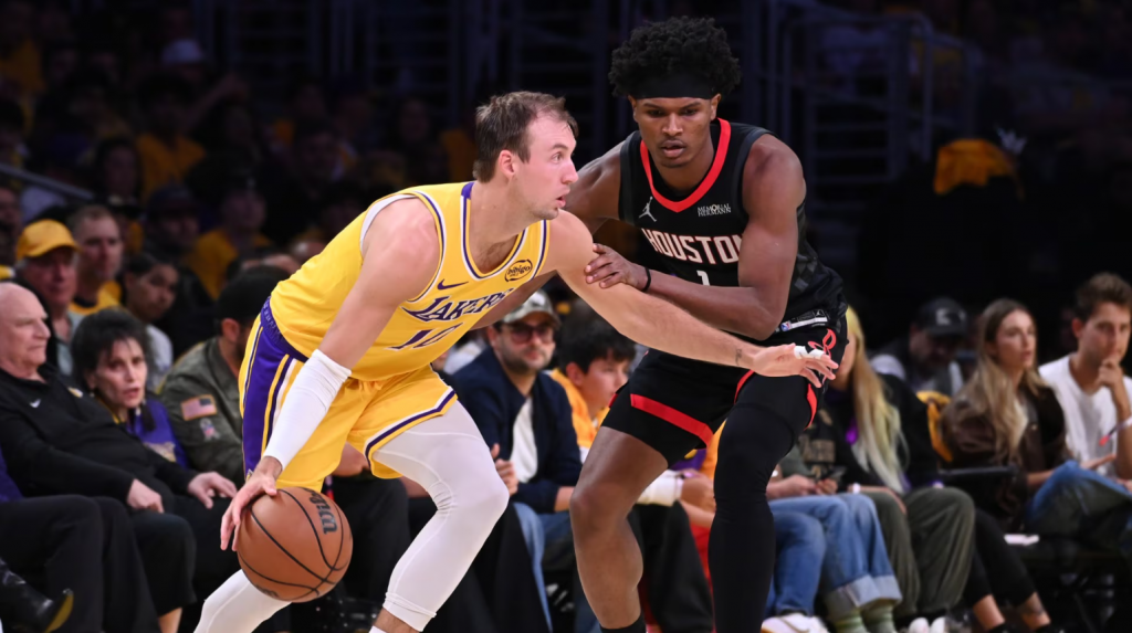 湖人球员外线持球突破