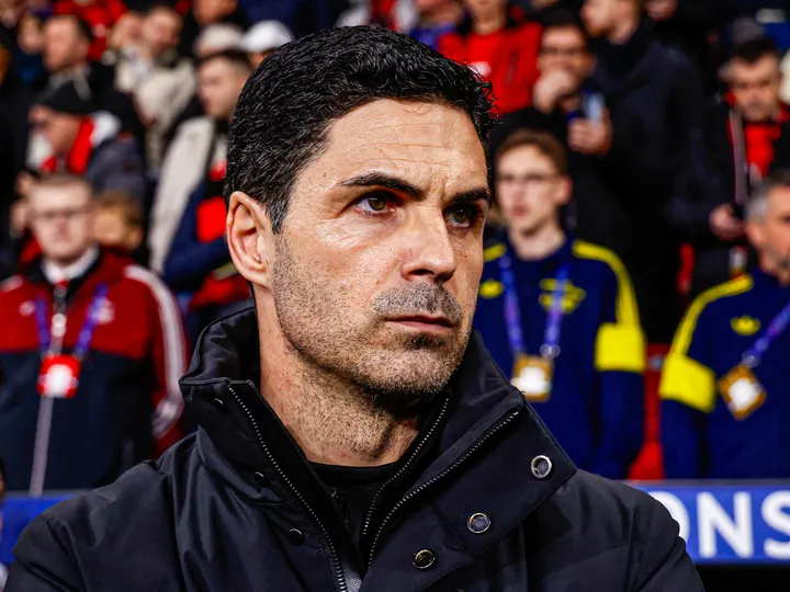 阿森纳主帅阿尔特塔场边神情特写