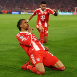 奥利塞滑跪庆祝拜仁关键进球时刻