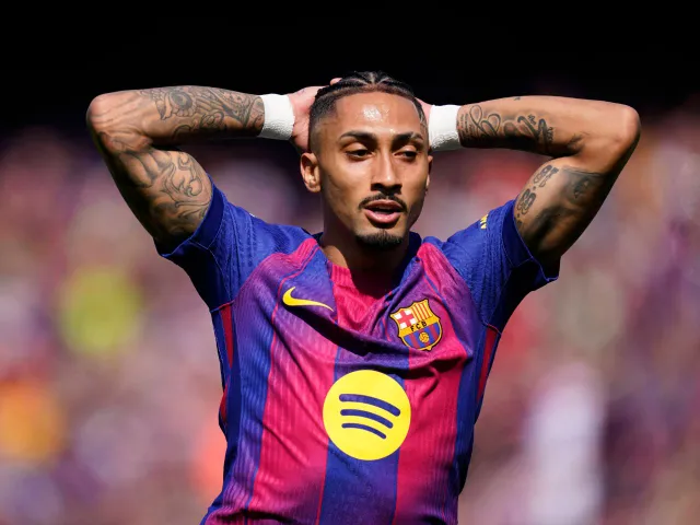 拉菲尼亚巴萨比赛照片