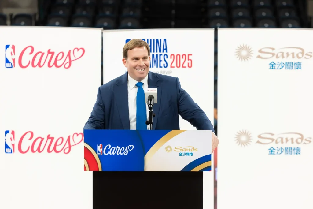 金沙中国董事长杜蒙在澳门活动发表讲话