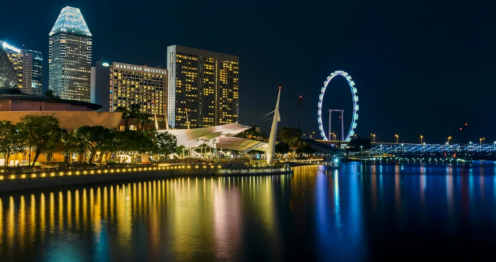 新加坡滨海湾夜景资料图
