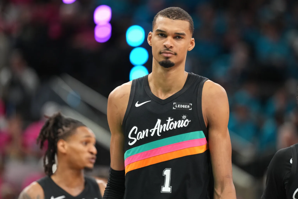 文班亚马比赛特写