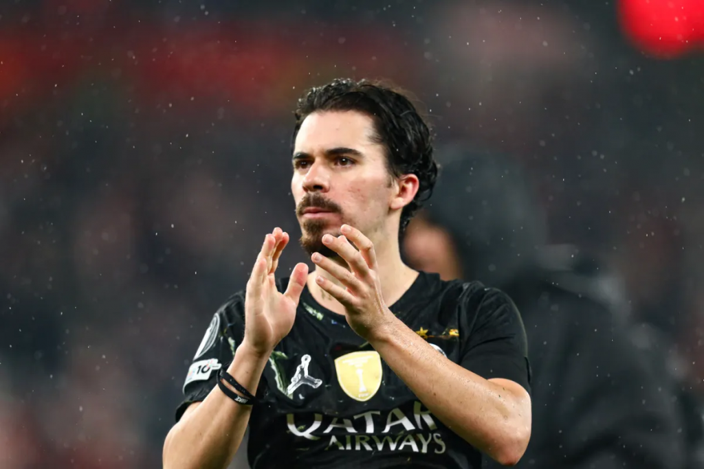 维蒂尼亚巴黎比赛特写