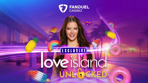 FanDuel Casino《爱情岛：解锁版》老虎机游戏宣传图，画面包含Love Island字样、主持人形象和夏日娱乐元素